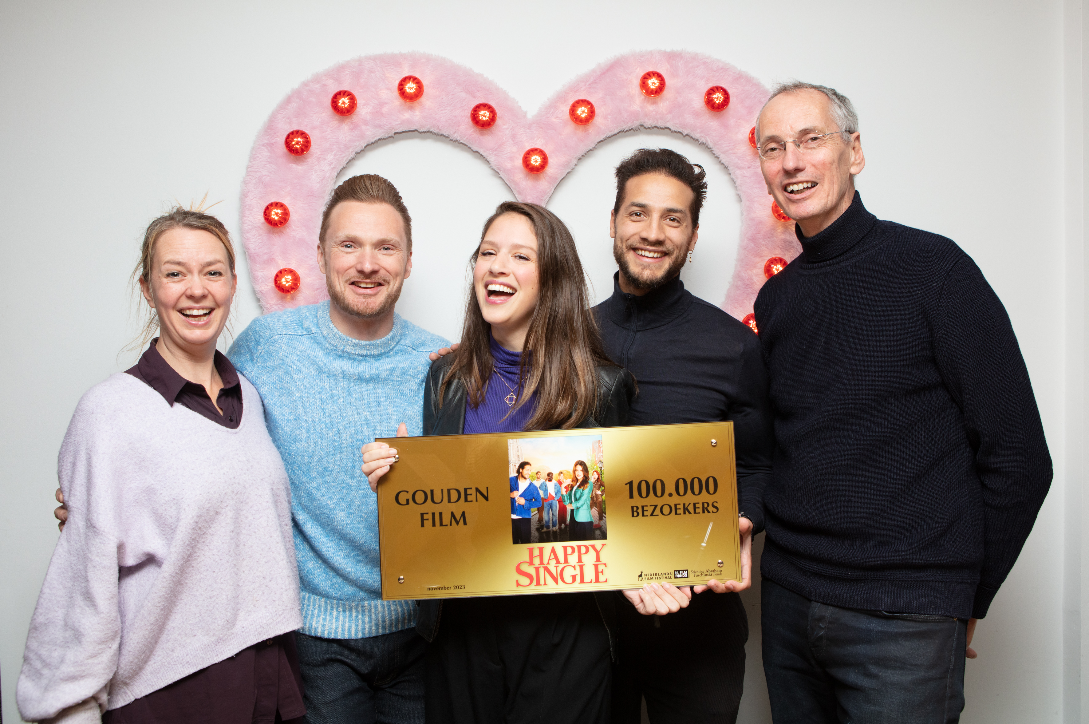 Jamie Grant en Juvat Westendorp blij verrast met Gouden Film voor Happy Single 